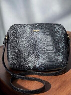 Uterqüe Snakeskin Embossed Leather Crossbody Bag